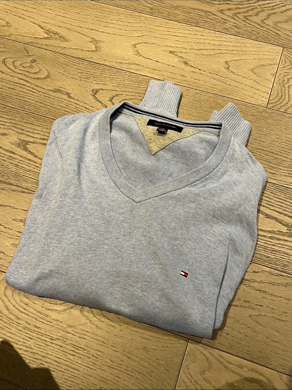 Tommy Hilfiger Men’s Pale Blue V-Neck Sweater